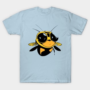 flying bee T-Shirt